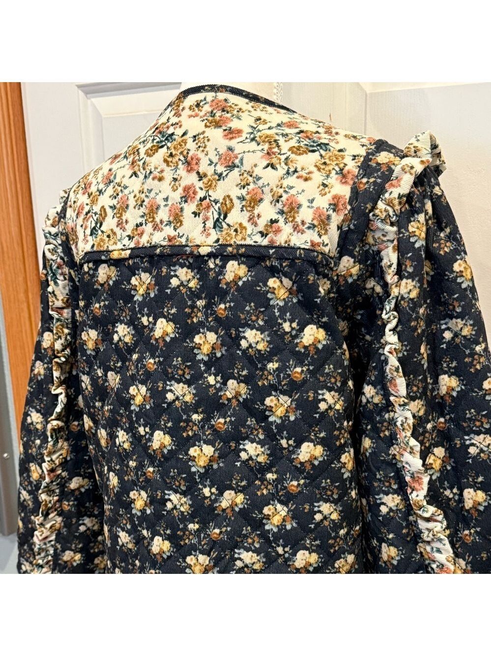 Karlie Quilted Jacket Corduroy Floral Boho Cottagecore Jacket Size M - Picture 9 of 10